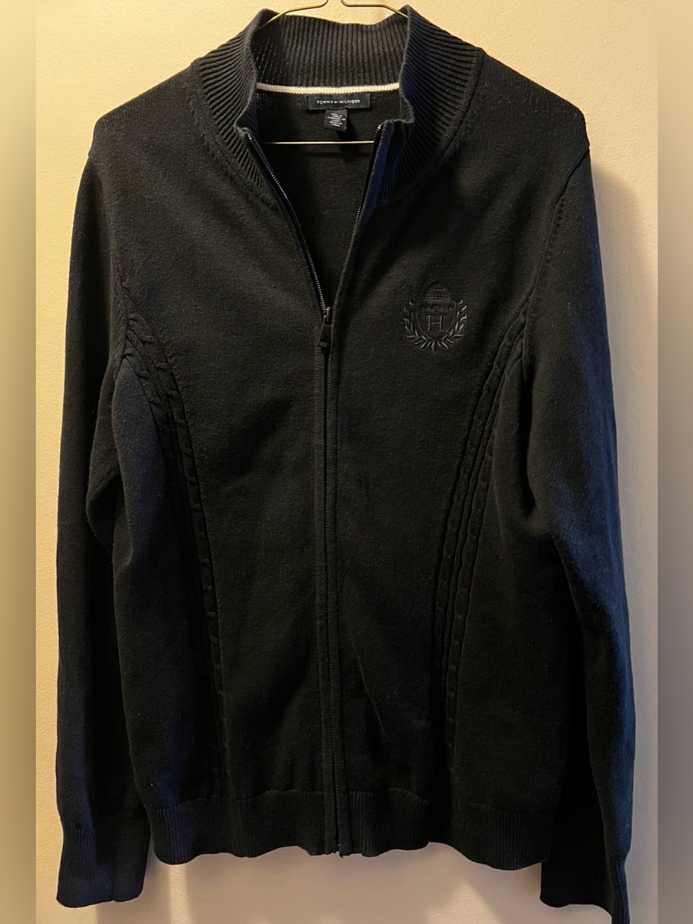 Tommy Hilfiger Men’s Black Zip-Up Knit Jacket with Embroidered Crest